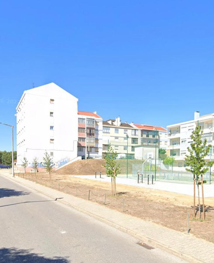 Apartamento Remodelado No Seixal سيكسال المظهر الخارجي الصورة
